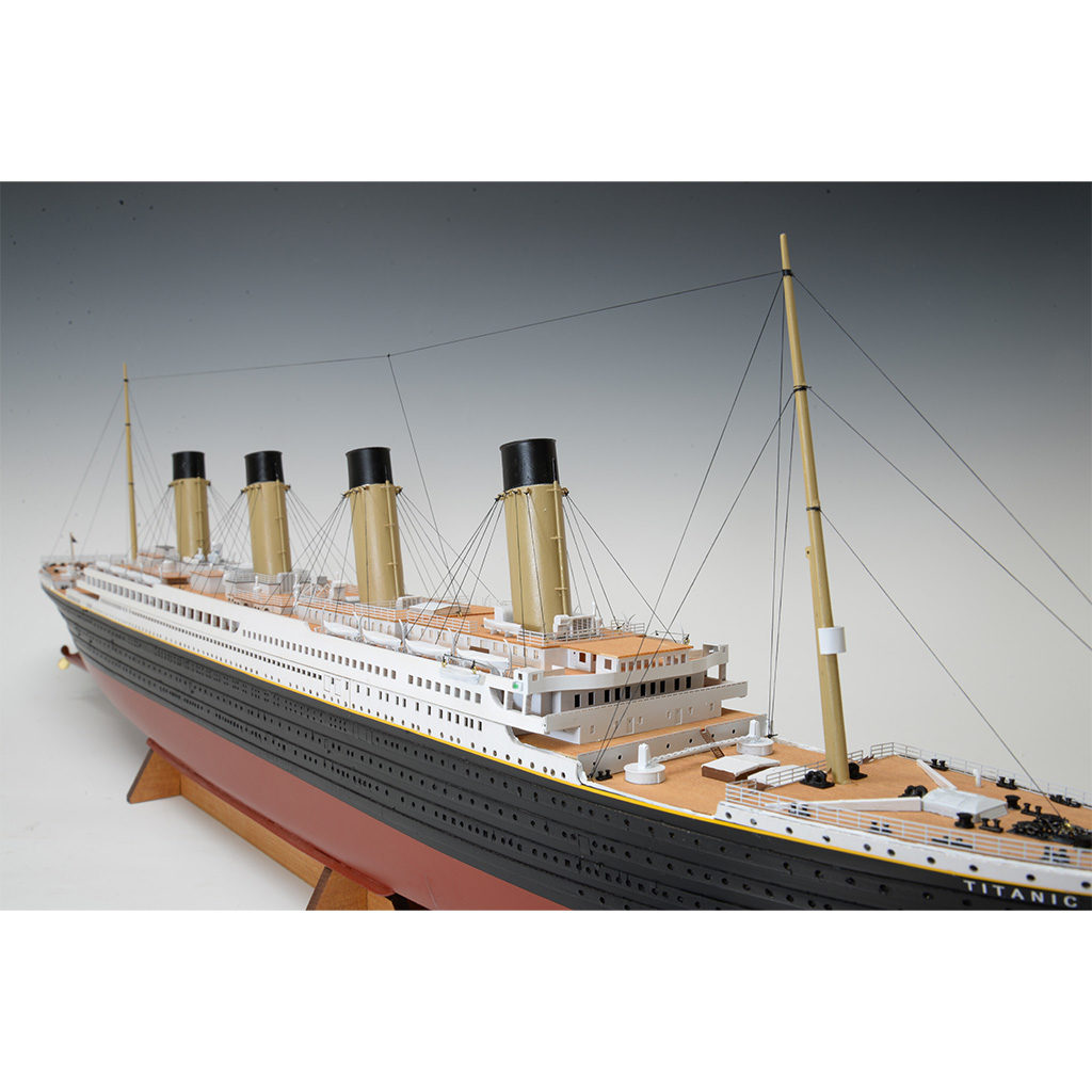 GUNZE SANGYO R.M.S. TITANIC 1/350 グンゼ産業 タイタニック プラモデル 豪華客船